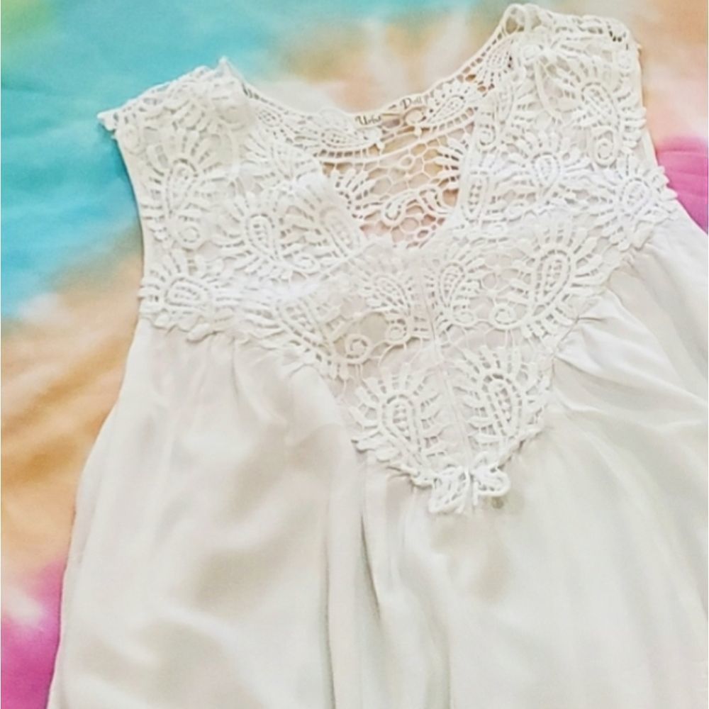 FINAL PRICE URBAN DOLL Boho Crochet Flowy Top